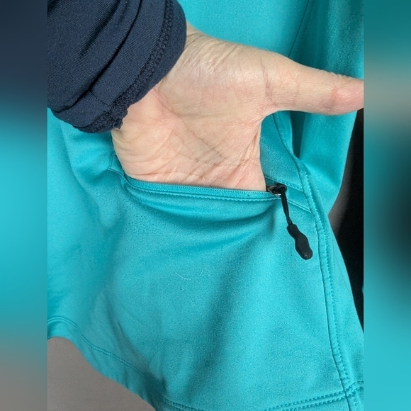 Nike dri fit running shirt small in excellent condition - Picture 7 of 9